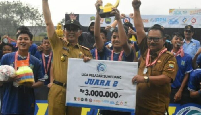 Wabup Erwan: Liga Pelajar, Gali Potensi Pesepak Bola di Sumedang