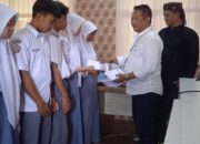 TASIKMALAYA: Dadan Tri Yudianto Berikan Santunan Pendidikan kepada Yatim dan Siswa Berprestasi