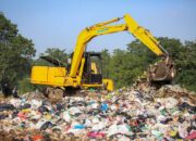 BANDUNG: Ema Sumarna, Operasional TPA Cicabe Hanya Sementara