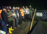 Ai Sugianto Tinjau Jembatan Cidugaleun, Dorong Perbaikan Secepatnya