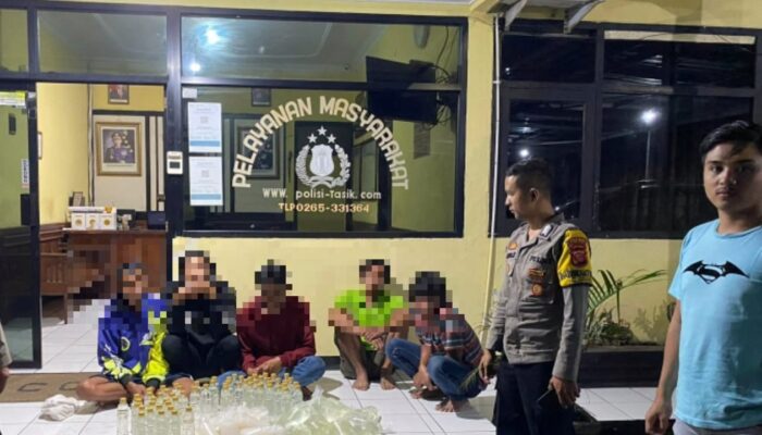 Polisi Gerebek Sebuah Rumah Jual Miras di Kadupugur
