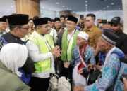 Berangkat, 374 Jemaah Calon Haji Kloter Pertama Asal Majalengka