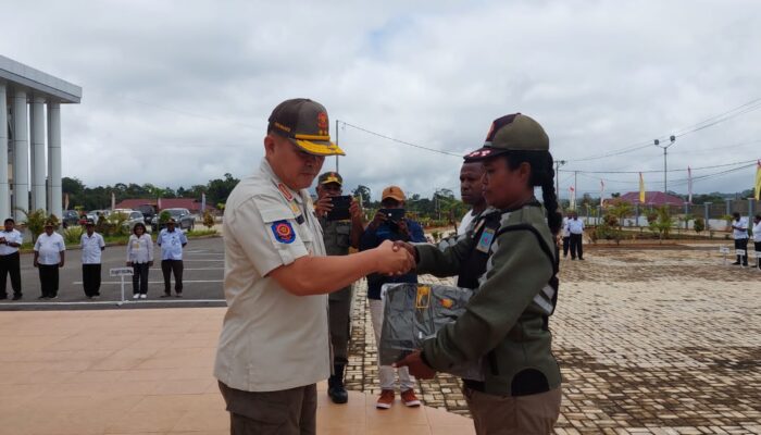 Bernhard Tekankan Satpol PP Pemda Maybrat Tingkatkan Kedisiplinan, Jadi Contoh Terbaik di Papua Barat Daya