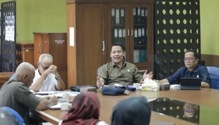 April, Batas Waktu Penyusunan Naskah Akademik Ranperda tentang Fasilitasi Pemberdayaan Usaha Mikro