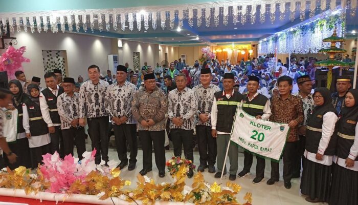 MAYBRAT: Pelepasan Jemaah Calon Haji Asal Papua Barat dan Papua Barat Daya