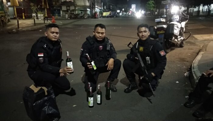 Kurir Miras Ketangkap Polisi di Galunggung