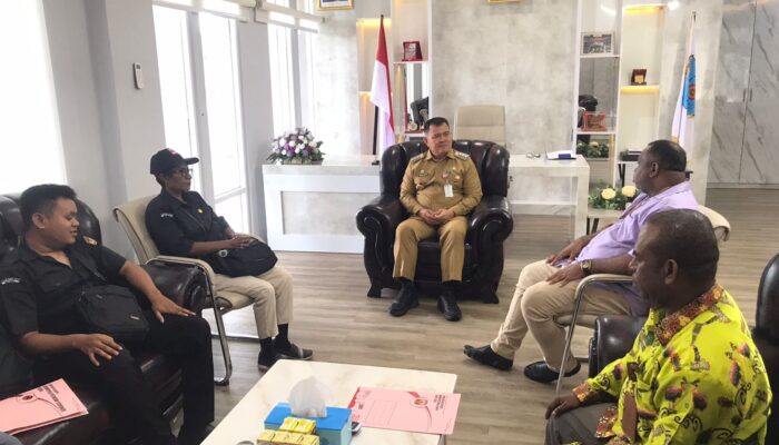 Pj Bupati Maybrat Targetkan Pemilu 2024 Berjalan Lancar