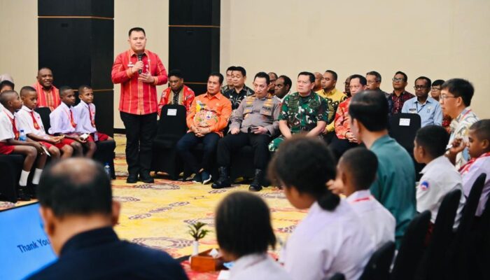 Bernhard E Rondonuwu Pj Bupati Maybrat Dipuji Presiden RI, Sektor Pendidikan Terapkan Metode Gasing