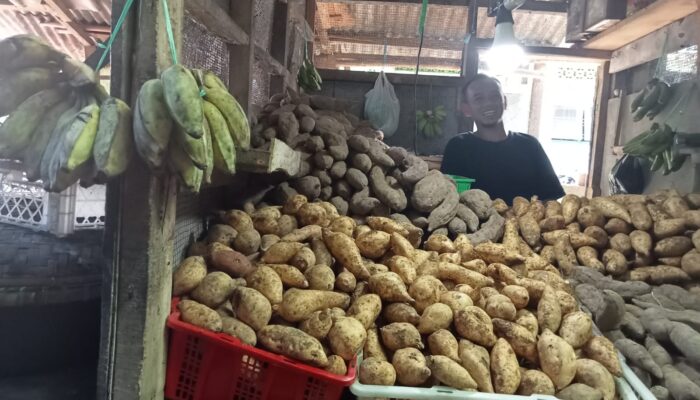 Pisang Mulai Langka di Pasar Singaparna
