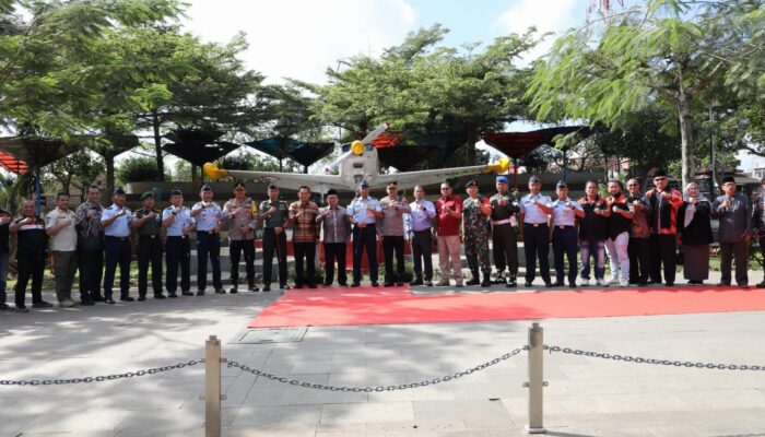 Monumen Pesawat Marchetti di Taman Kota Tasik Diresmikan