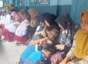 Pelajar SDN 3 Gunung Lipung Tasik Basuh Kaki Orang Tua