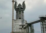 Tempat Wisata Unggulan, Menara Kujang Sepasang Geliatkan Ekonomi di Sumedang