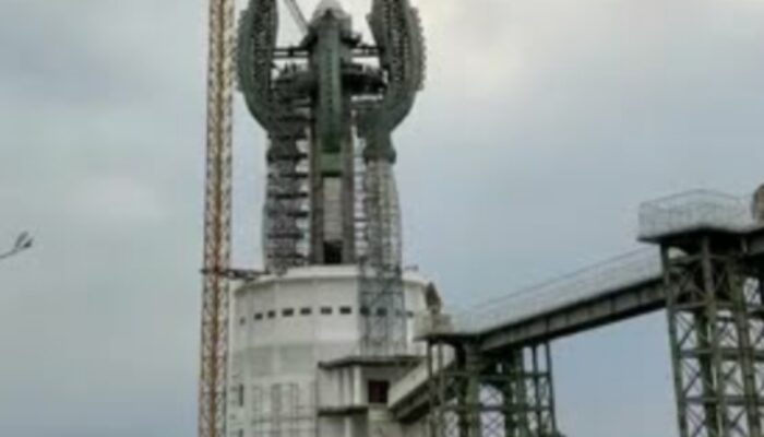 Tempat Wisata Unggulan, Menara Kujang Sepasang Geliatkan Ekonomi di Sumedang