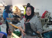 Gabung PNM Mekaar, Ibu Sujiati Berdayakan Korban PHK, Ciptakan Peluang Usaha