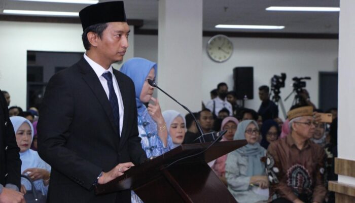 Arief Rosyid Raih Gelar Doktor Kesehatan, Target Bangun Masyarakat Sehat dan Berkualitas