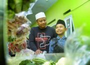 Uu Ruzhanul Temui Anak Kelas 4 SD Penjual Sayuran, Ajarkan Mandiri dan Kerja Keras
