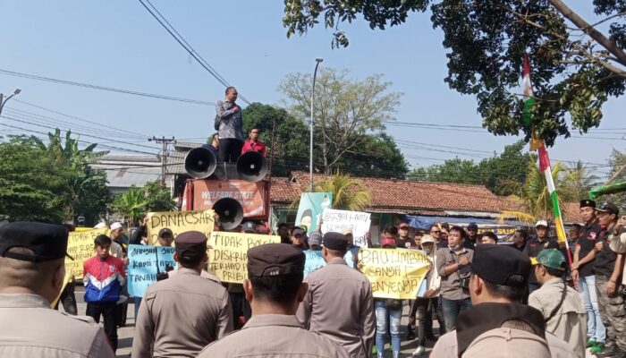 CIANJUR: PT QL Agrofood Haurwangi Diontrog Warga, Tuntut Hak