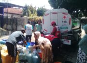 CIANJUR: PMI Salurkan Air Bersih ke Warga Terdampak Kekeringan