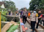 Wanita Tanpa Identitas Tergeletak di Pinggir Rel Cicurug Bata