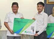 Petugas Haji Meninggal Saat Tugas, Menag Yaqut Serahkan Santunan BPJS Ketenagakerjaan