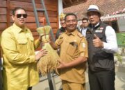 Diresmikan, Tapal Desa Leuit Juara di Kabupaten Cirebon