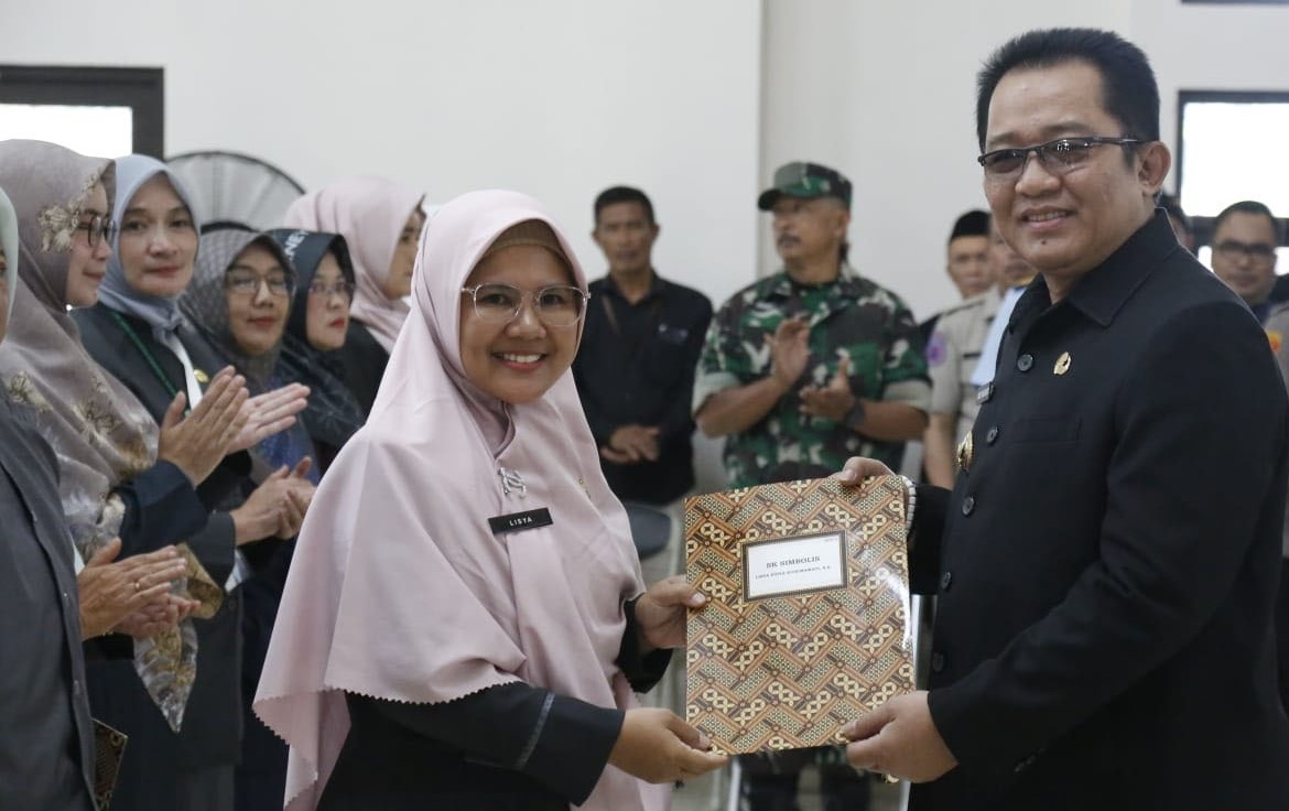 Pejabat Administrator