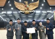 Nota Kesepakatan KUA dan PPAS Tahun 2024 Ditandatangani, Bey: Berpedoman Pada Aturan