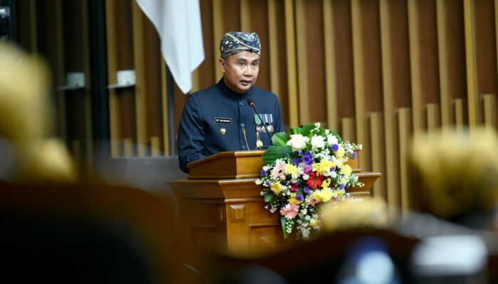 Stop Bully, Bey Machmudin Ajak Siswa Saling Menghormati dan Mendukung Sesama Teman