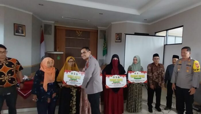 Umroh Gratis Usai Ikuti Kirab Kebangsaan Merah Putih, Berangkat Oktober