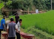 Sasak Kampung Naga Mulai Dibangun