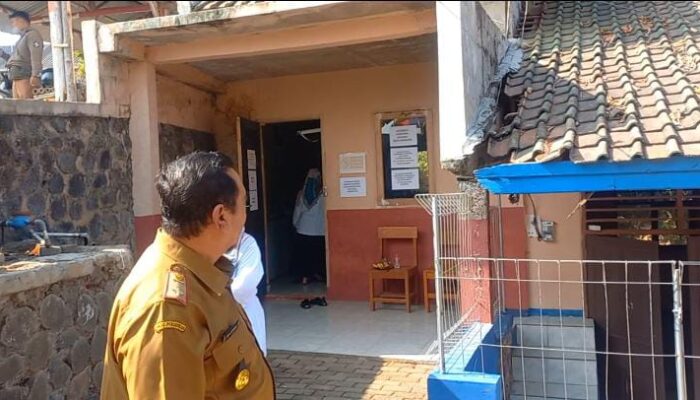 Bangunan MTs Istighfarlah Memprihatinkan, Ditinjau Kadisdik Sumedang