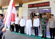 Kirab Merah Putih di GBLA Dikawal Bey Machmudin-Habib Luthfi