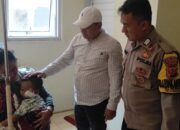 Seorang Balita Nyaris Tewas Terjerat Benang Layangan Putus