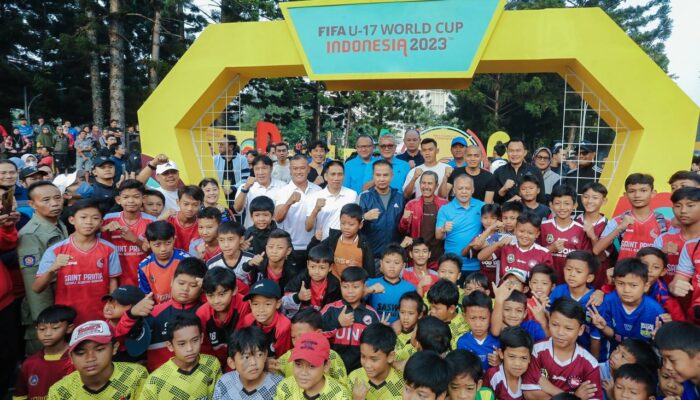Trofi Piala Dunia U-17 2023 Dipamerkan di Kota Bandung