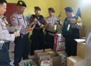 Rumah Kontrakan di Leuwidahu Tasik, Kedapatan Simpan Ratusan Botol Miras