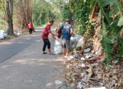 CIANJUR: Sampah Dibuang di Jalan Parungbedil, Pemdes Tanjungsari Pasang CCTV