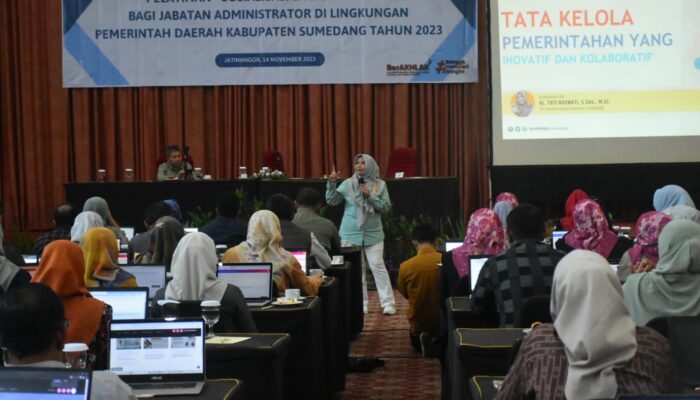 SUMEDANG: Pejabat Administrator SKPD dan Kecamatan Ikuti Pelatihan Sosialisasi Literasi Digital