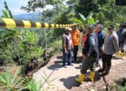 Bey Machmudin Tinjau Penanganan Longsor di Bandung Barat