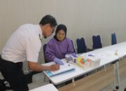 Nataru 2023/2024, Awak Kereta Api Dites Urine