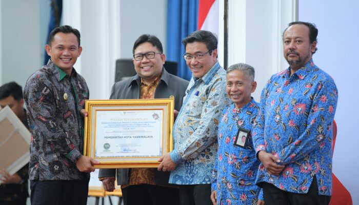 Pemkot Tasik Raih Predikat Zona Hijau Kepatuhan Penyelenggaraan Pelayanan Publik 2023