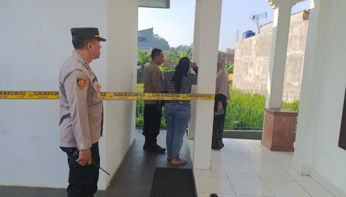 Mayat Bayi Perempuan di Kamar Mandi Masjid Perum Sukawening Tamansari