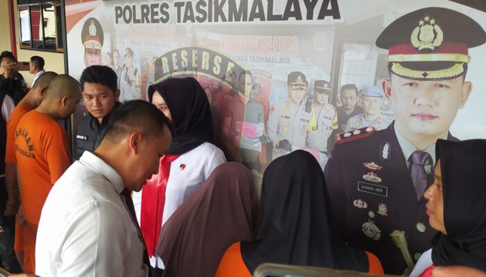 Tujuh Bulan Menipu, Dapat “Keuntungan” Lebih dari 2,7 Miliar