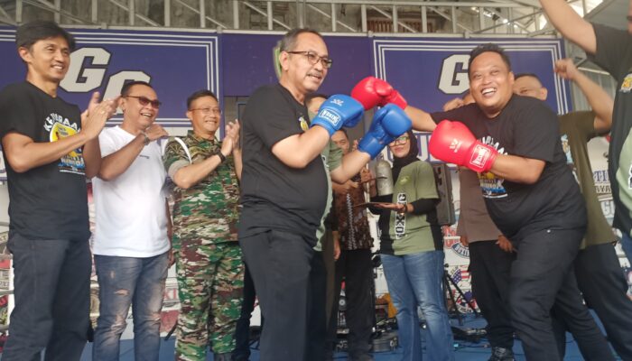 Olahraga Tinju di Tasik Tengah Naik Daun