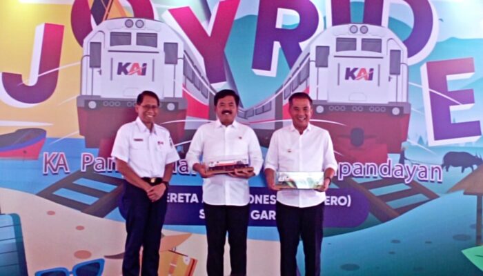 PT KAI Luncurkan 3 Kereta Api Baru