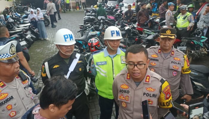Aparat Gabungan Razia, Satu Tronton Motor Diangkut ke Makopolres