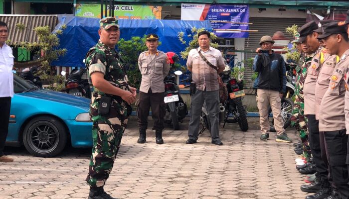 SUMEDANG: TNI dan Polri Bersihkan Masjid Besar Tanjungsari, Peringati Isra Mi’raj