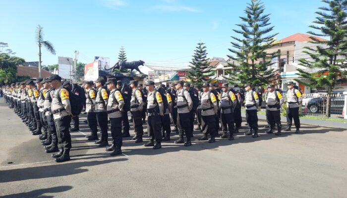 Bergeser, Polisi dari Mako Polres Tasikmalaya ke TPS