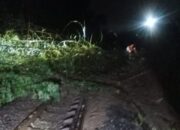 PT KAI Daop 2 Bandung: Maaf, 2 Perjalanan Kereta Api Terganggu Akibat Longsor