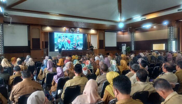 Kepala Sekolah di Sumedang Ikuti Seminar Literasi Sekolah Bareng Pustakawan