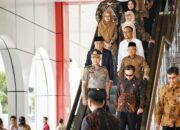 Pj. Gubernur Jabar Sambut Kedatangan Wapres Ma’ruf Amin di Stasiun Padalarang